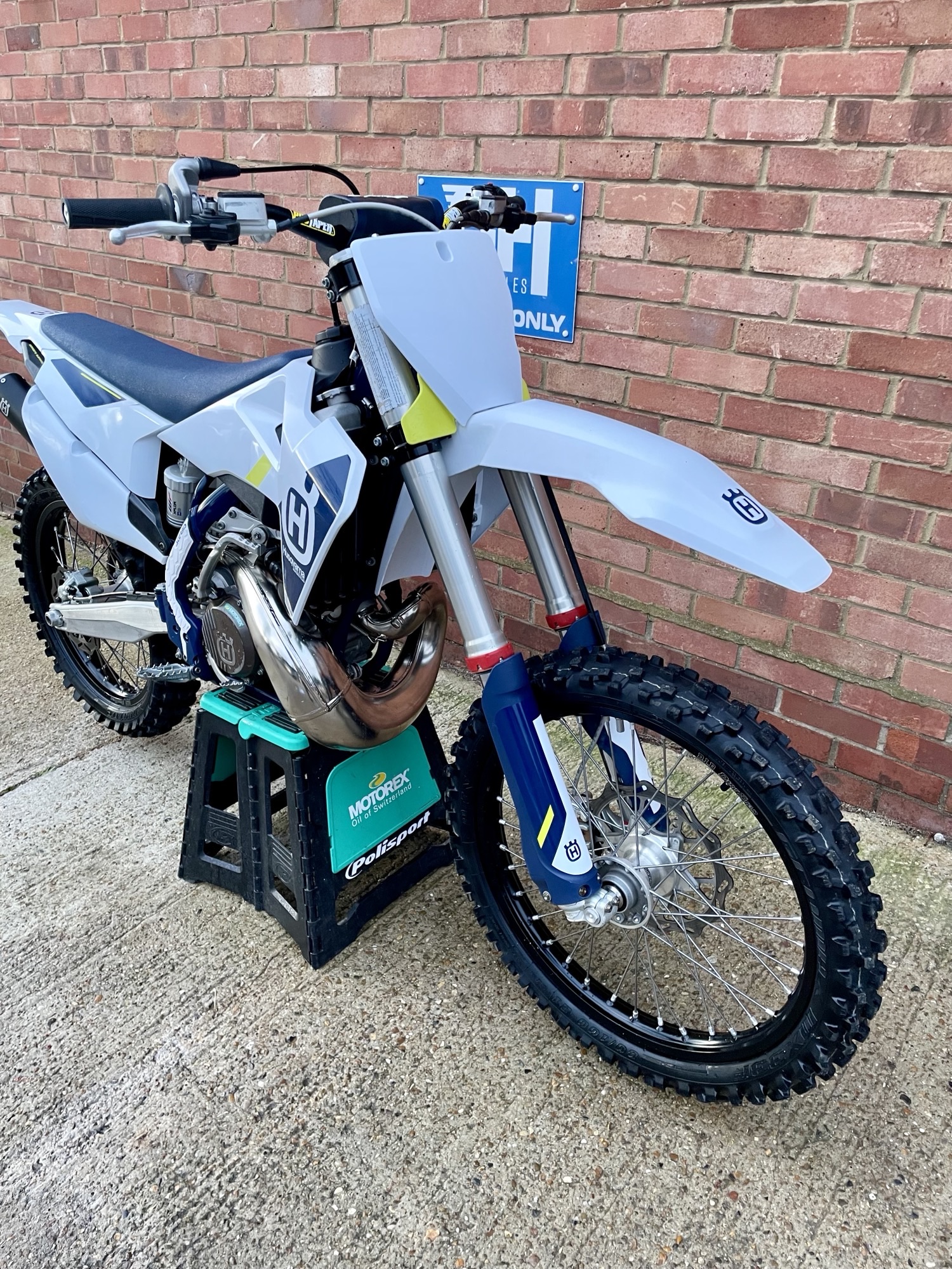 Husqvarna tc 250 for outlet sale